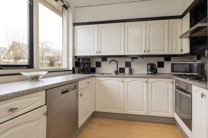 Foto 6 van Petersburg 37