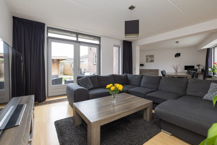 Foto 8 van Petersburg 37