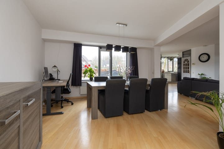 Foto 11 van Petersburg 37