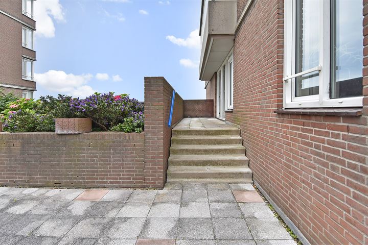 View photo 32 of Groningsestraat 247