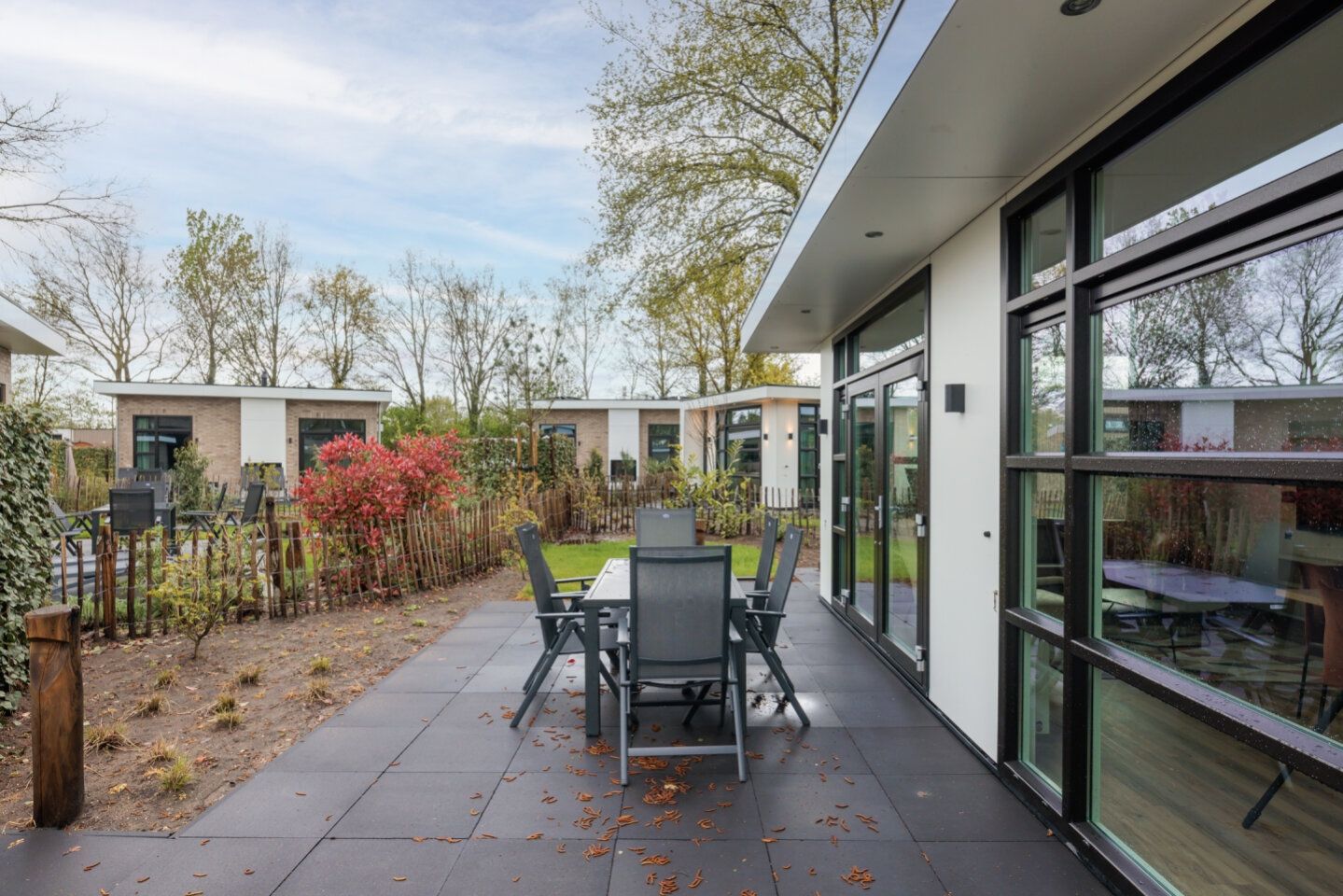 Photo 4 of Loverensestraat 11-K13