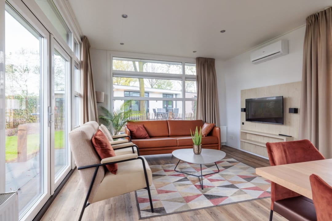 Photo 11 of Loverensestraat 11-K13