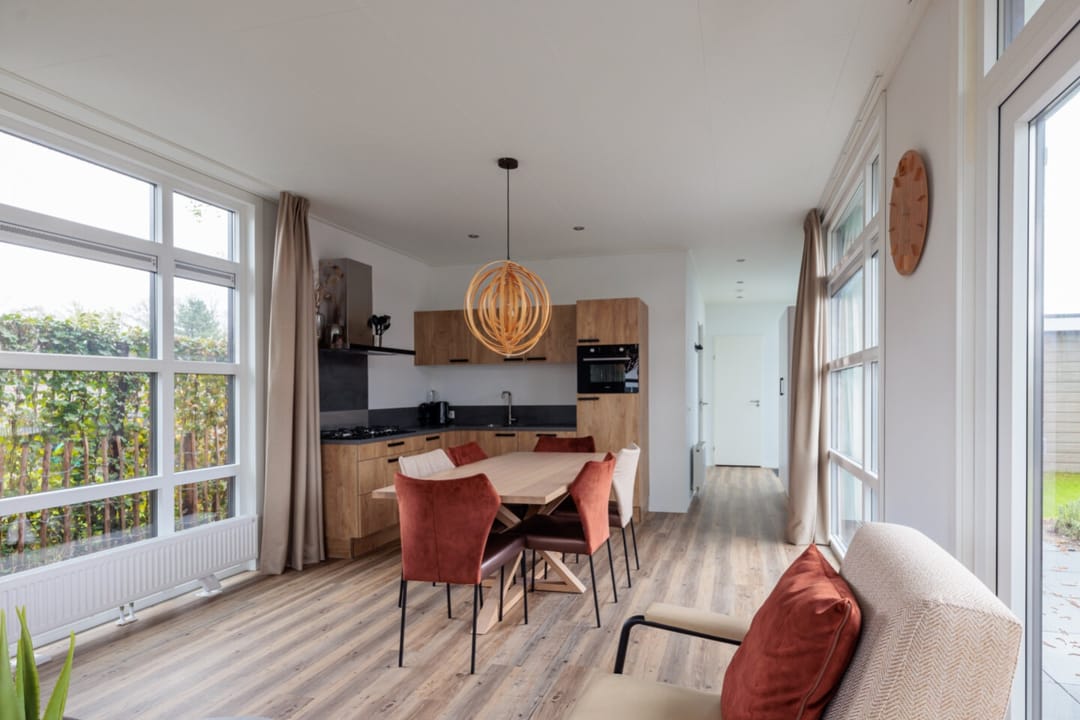 Photo 17 of Loverensestraat 11-K13