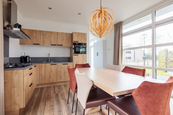 Foto 18 van Loverensestraat 11-K13