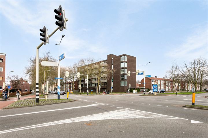 Bekijk foto 28 van St. Ignatiusstraat 151-B3