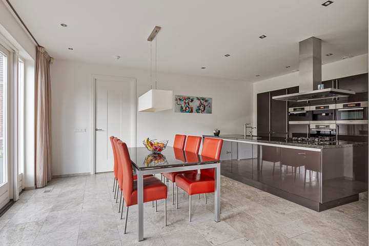 Foto 16 van Zomereik 12