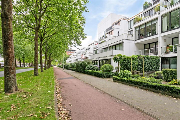 Bekijk foto 2 van Zwijnsbergenstraat 157