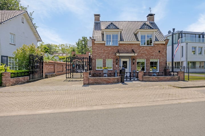 Lindeparklaan 18