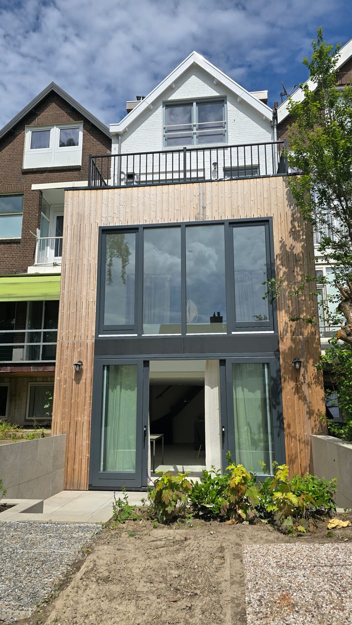 Foto 20 van Dordtsestraatweg 671-A