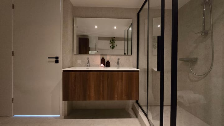 Foto 38 van Dordtsestraatweg 671-A