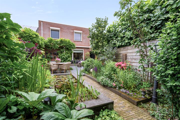 Bekijk foto 32 van Gouwstraat 26