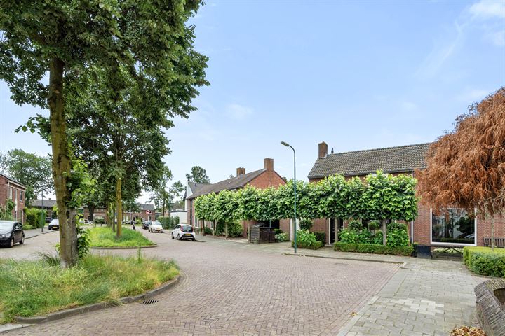 Bekijk foto 41 van Gouwstraat 26