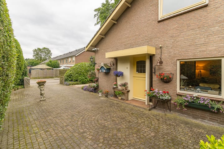 Foto 10 van George Breitnerstraat 31