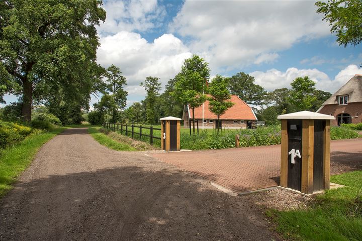 Bekijk foto 38 van Dennenweg 1-A