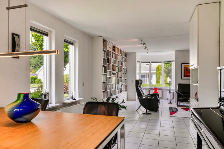 Foto 11 van Thujalaan 4