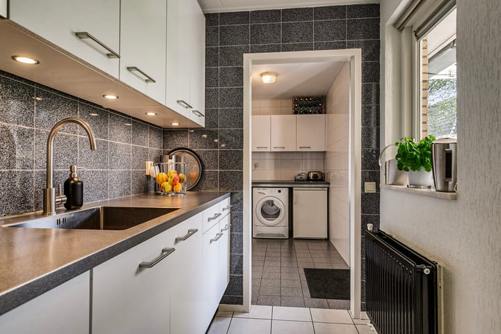 Foto 15 van Thujalaan 4