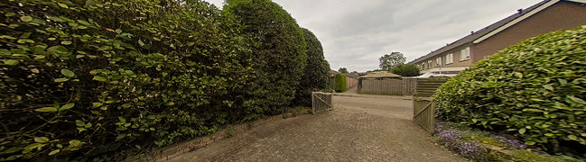 Bekijk 360° foto van Voortuin van George Breitnerstraat 31