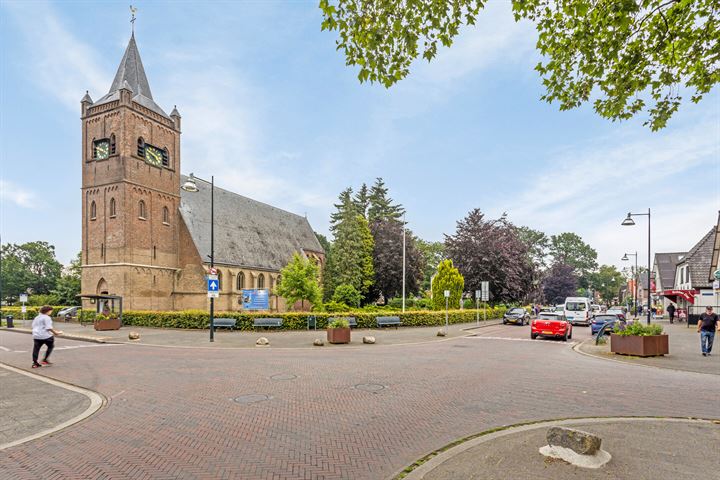 Bekijk foto 42 van Meester Van der Kampweg 19