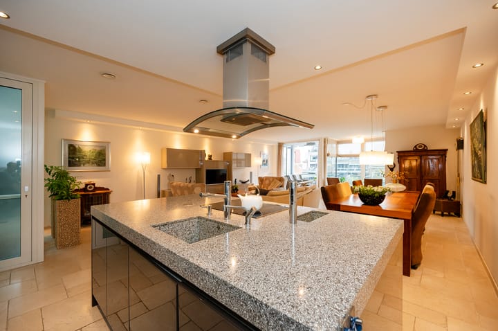 Photo 9 of Raadhuisstraat 195-B