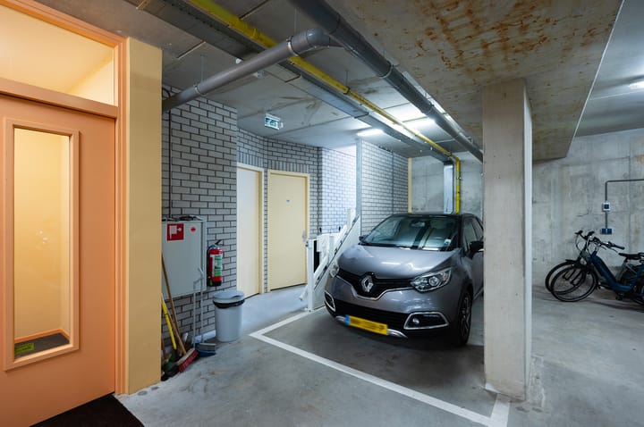 Photo 26 of Raadhuisstraat 195-B