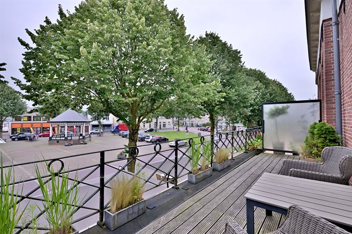 View photo 15 of Marktplein 18-B