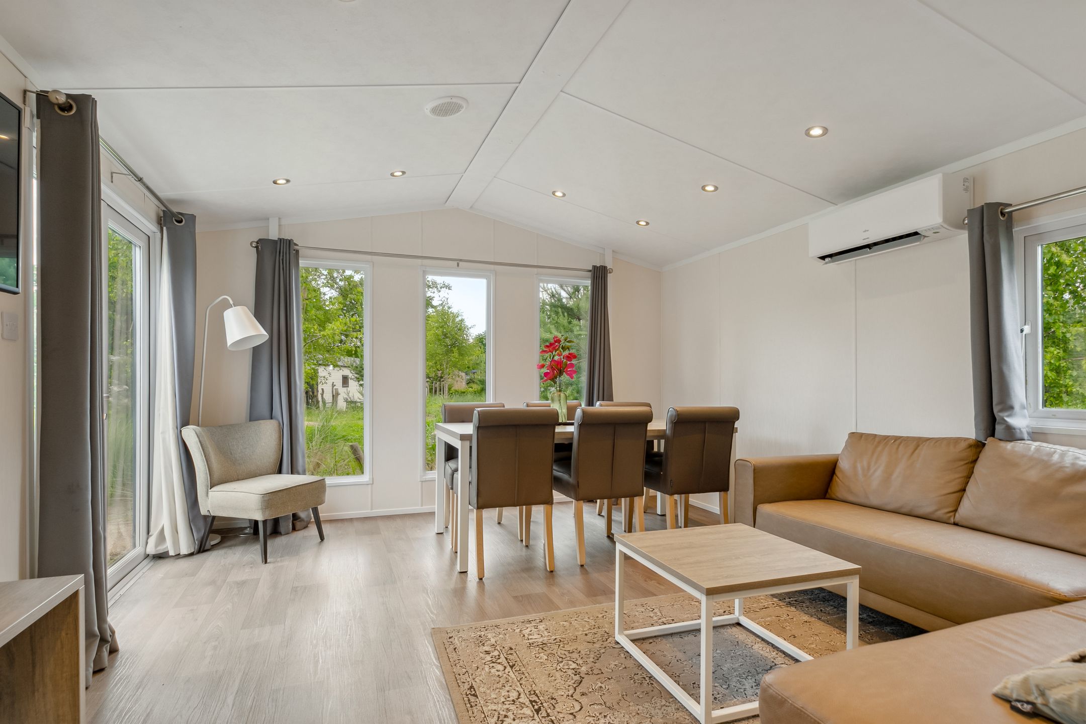 3-bedroom freehold villa in Biddinghuizen — photo 4 of 5