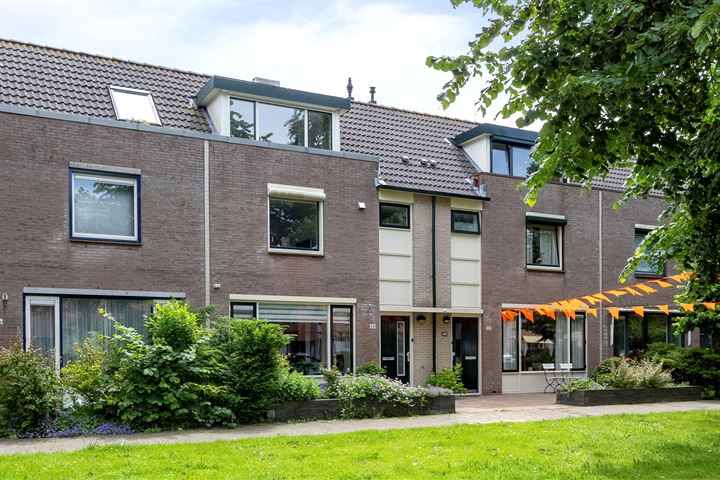 View photo of Schoonenburgsingel 68