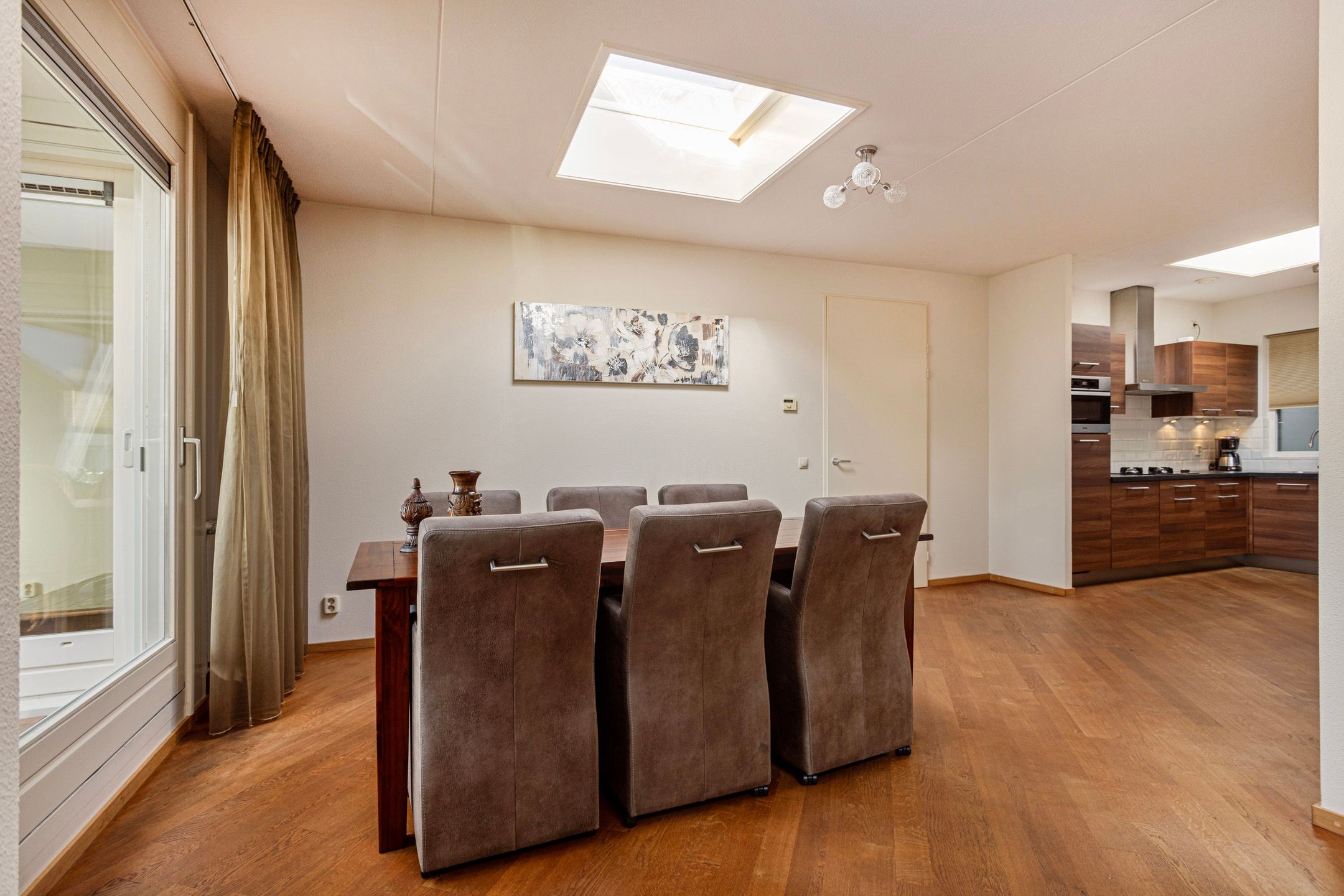 Foto 9 van Stationsstraat 33-06