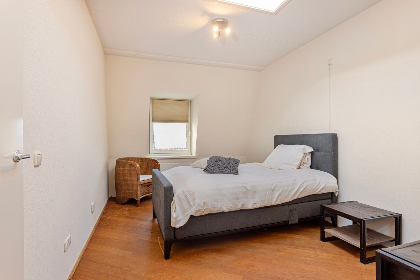 Foto 14 van Stationsstraat 33-06