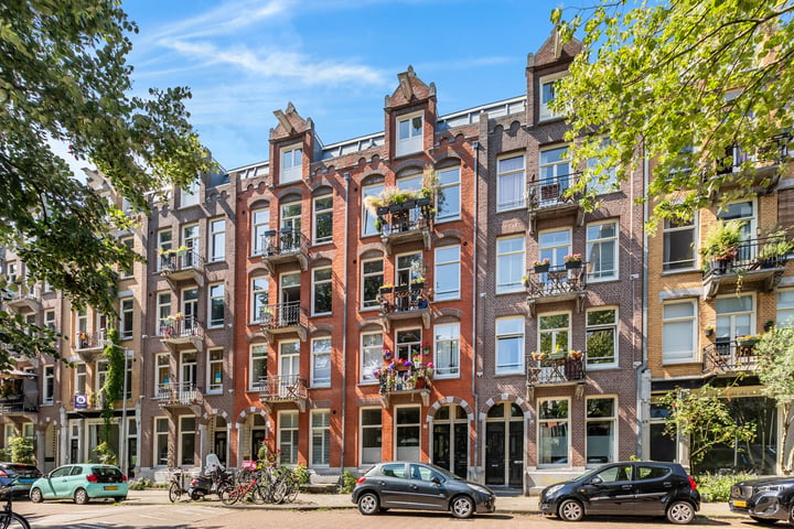 Bekijk foto 1 van Domselaerstraat 45-H