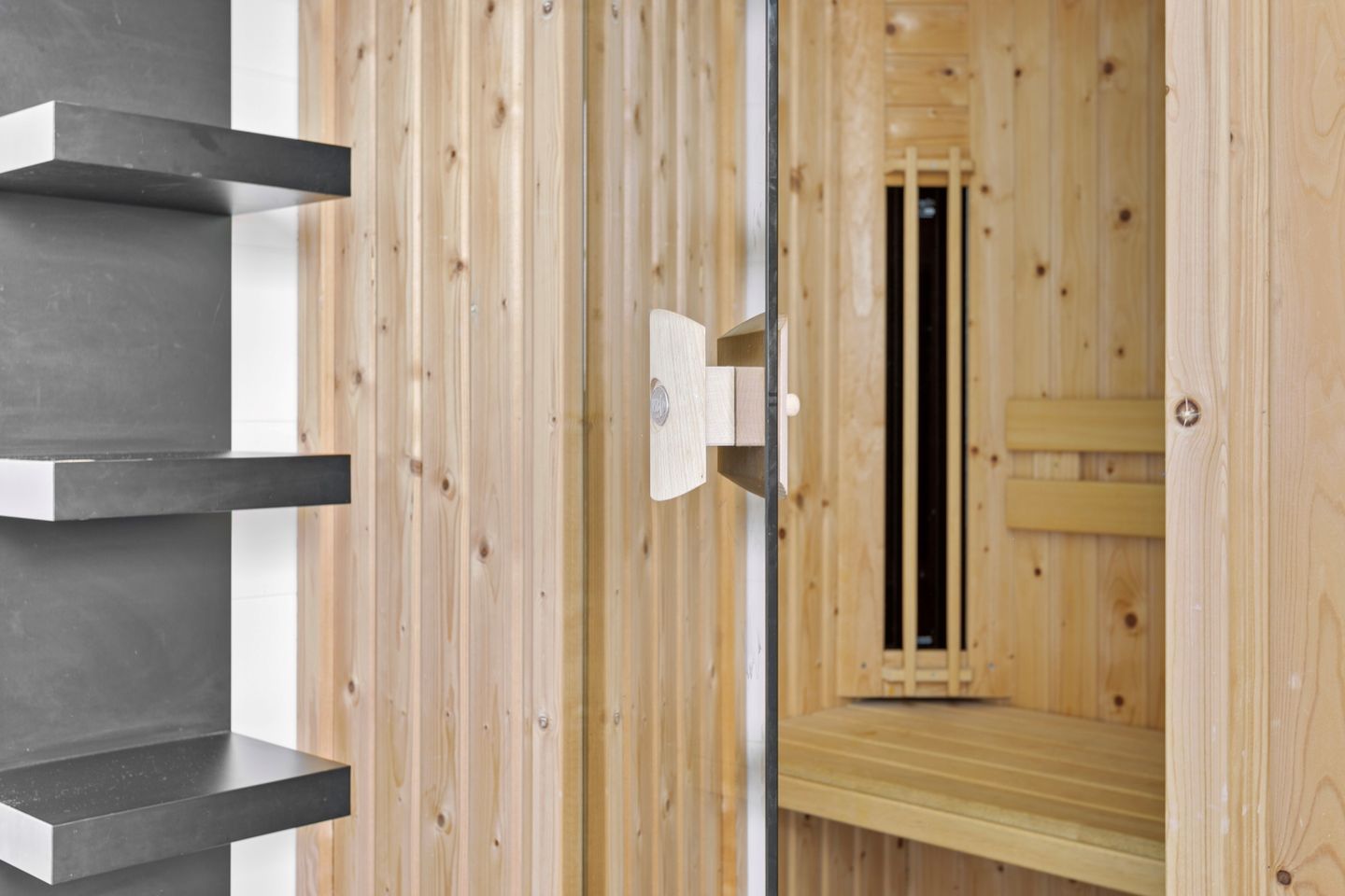 Photo 25 of Westduynen 36