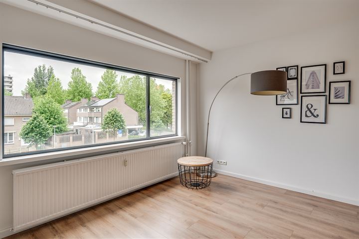 Bekijk foto 14 van Wijnpeerstraat 39