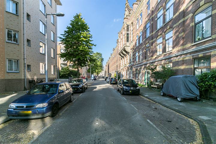 View photo 12 of Van Reigersbergenstraat 67-2