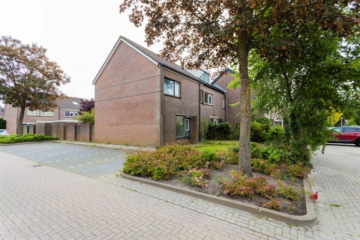 Bekijk foto 33 van Blankenstraat 63