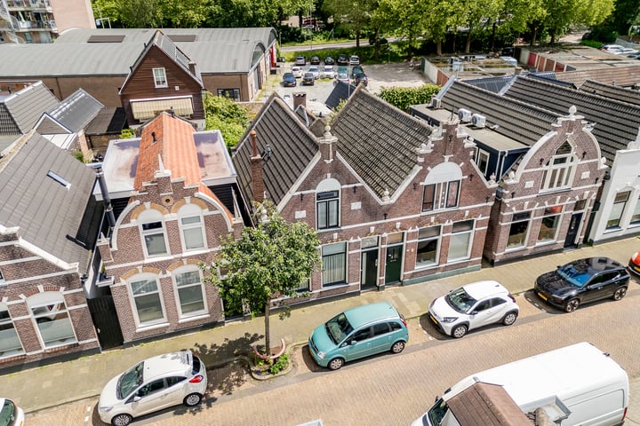 Bekijk foto 3 van Emmastraat 17