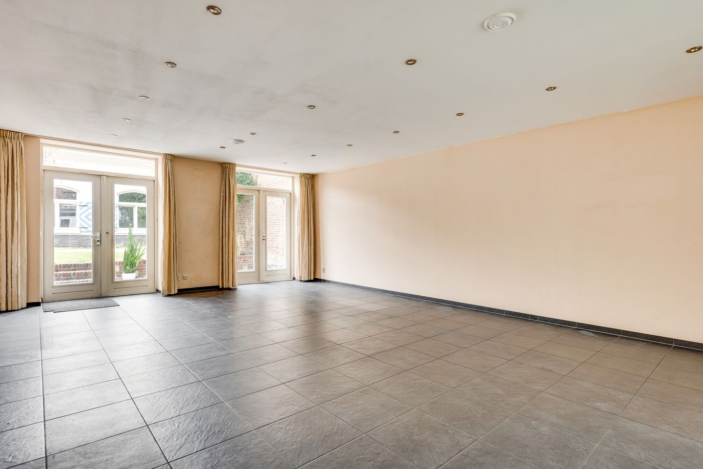 Foto 4 van Pastoorswal 6