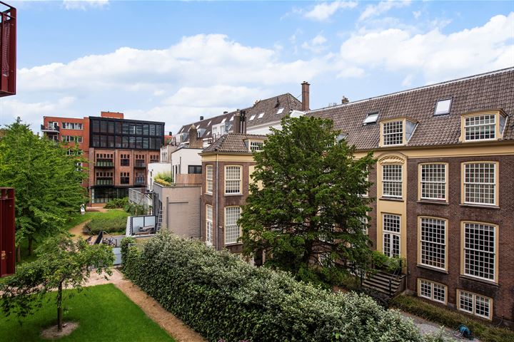 View photo 19 of Muzenstraat 90