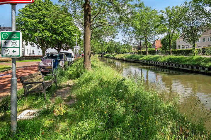 Bekijk foto 35 van Burgemeester Verderlaan 36