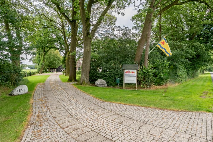 Foto 110 van Dennenweg 1