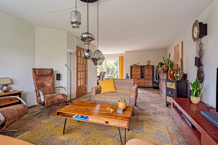 Foto 9 van Den Akker 18