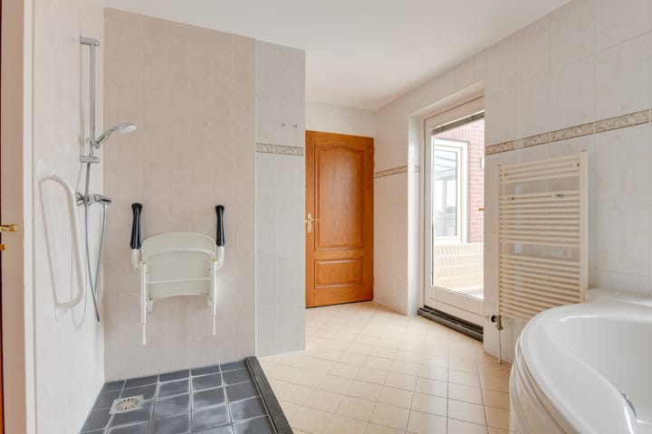 Foto 24 van Herenweg 60-A