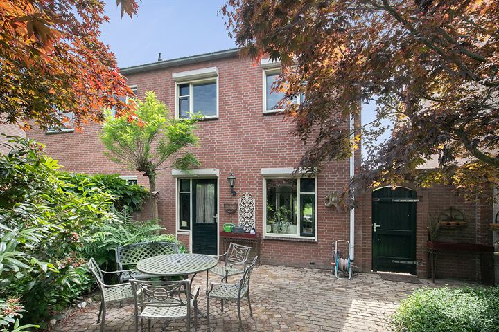 Bekijk foto 26 van Burchtstraat 18