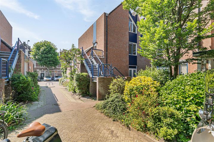 View photo 5 of Van Dishoeckstraat 144