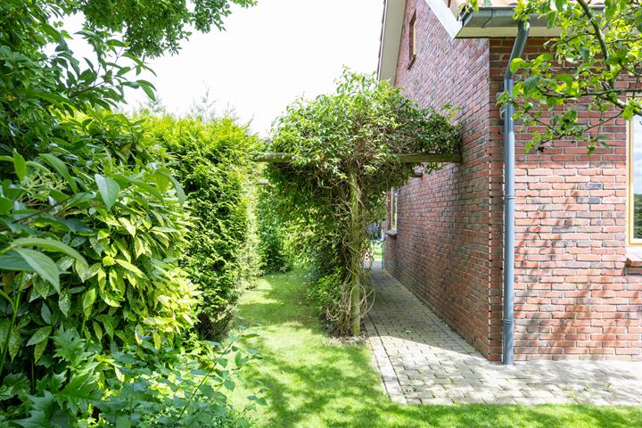 Bekijk foto 32 van Kaakhornsterweg 17