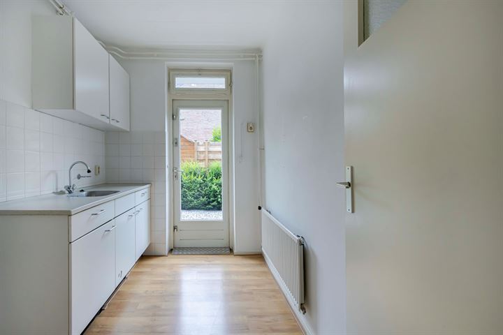 Bekijk foto 15 van Opalinestraat 61