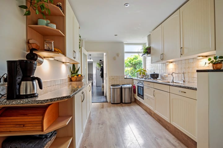 Foto 15 van Dorpsweg 100-A