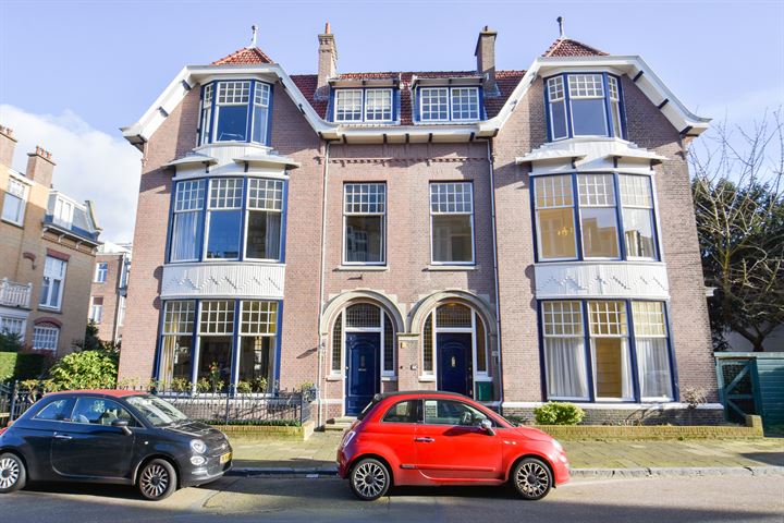 Bekijk foto 1 van Van Aerssenstraat 16