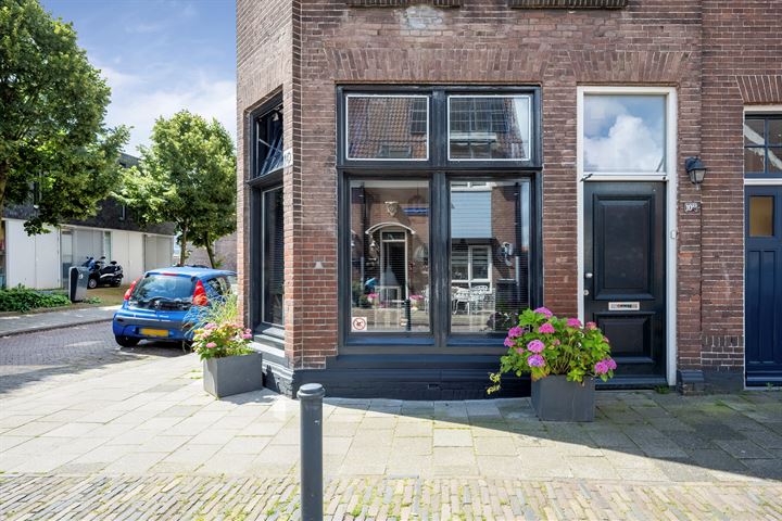 Bekijk foto 31 van Van Zompelstraat 4