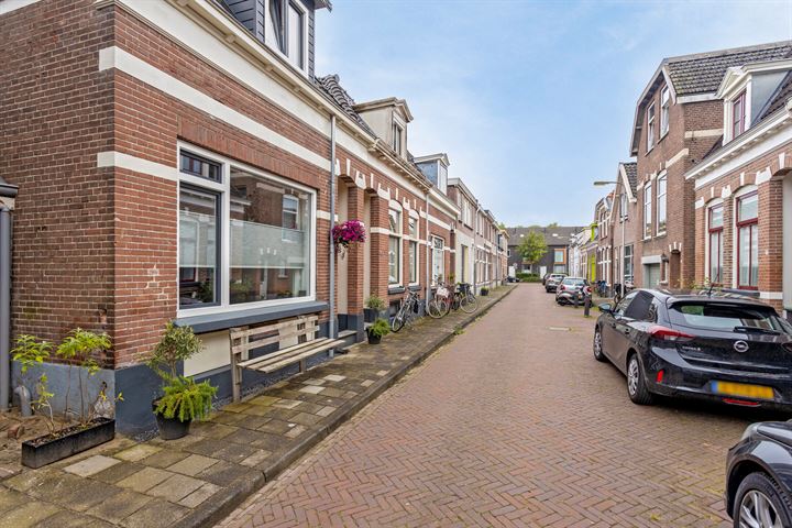 Bekijk foto 30 van Davodwarsstraat 16