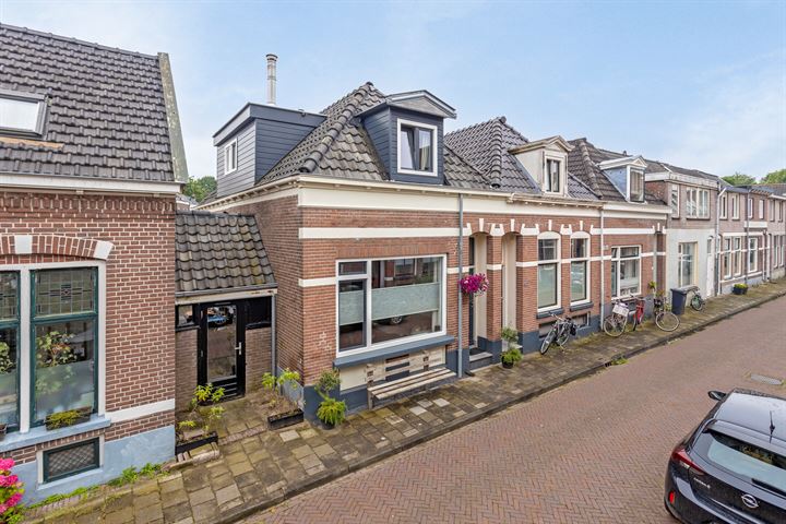 Bekijk foto 32 van Davodwarsstraat 16